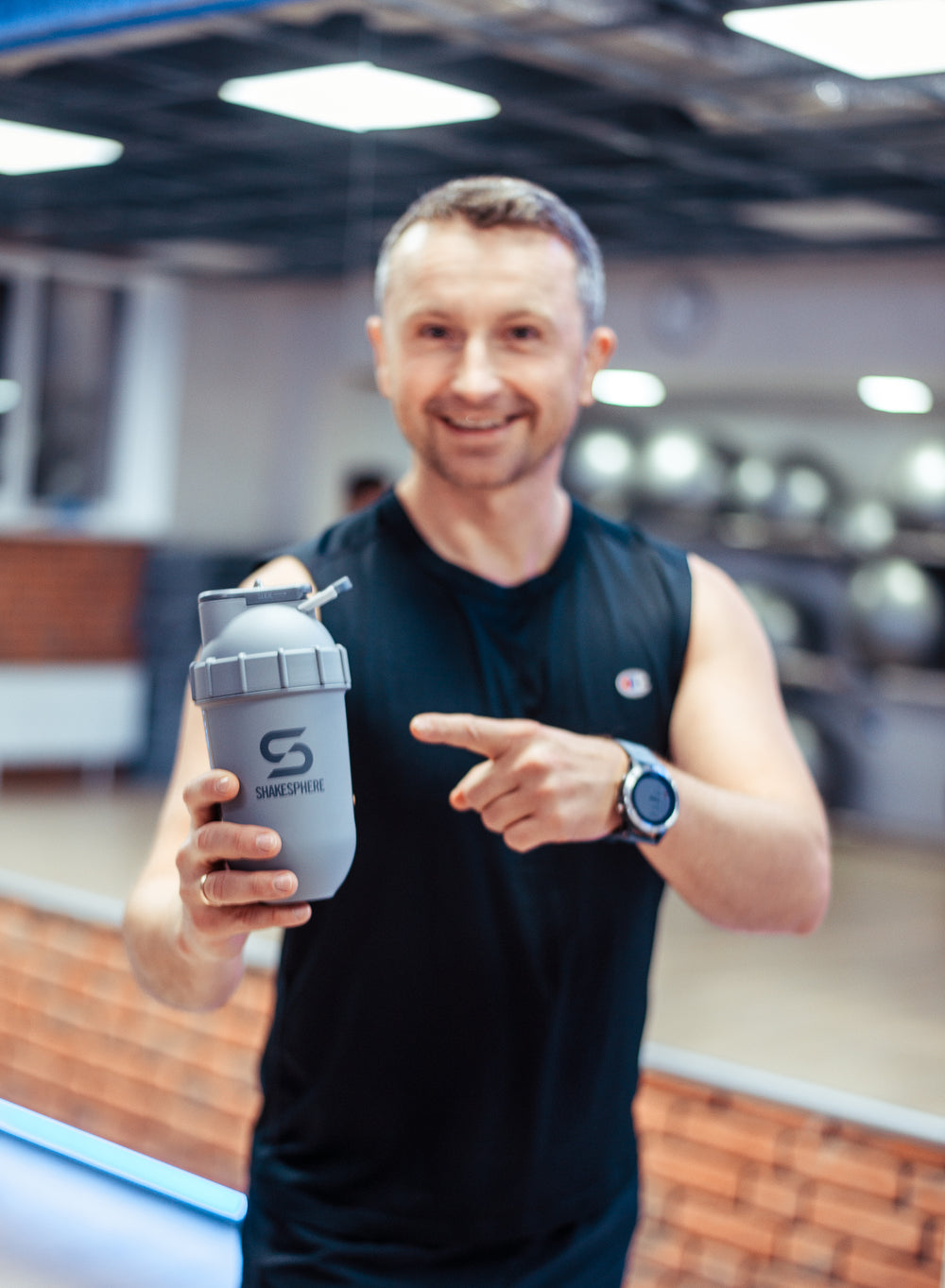 Protein shaker bottle 700mls "Tumbler View" Matte Grey/Grey Logo/Black Window